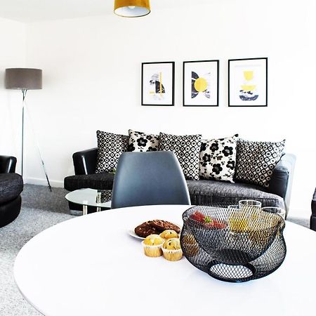 2 Bedroom Apartment Leamington Spa Hosted By Golden Key Lillington  Kültér fotó