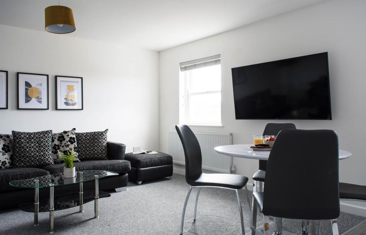 2 Bedroom Apartment Leamington Spa Hosted By Golden Key Lillington  Kültér fotó
