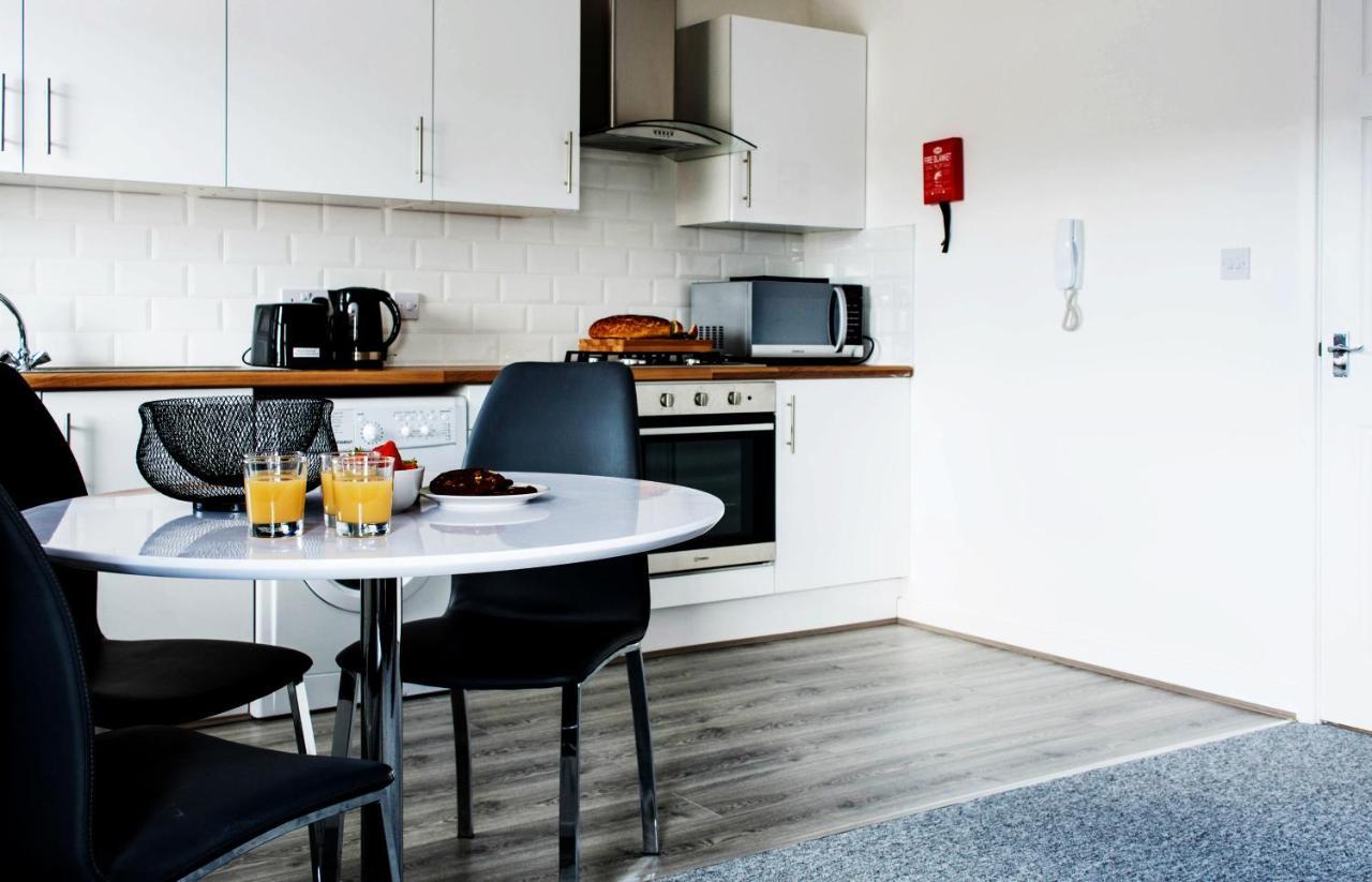2 Bedroom Apartment Leamington Spa Hosted By Golden Key Lillington  Kültér fotó
